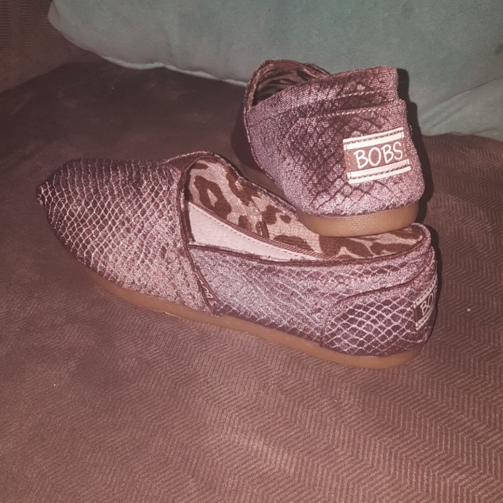 Bob's Memory foam shoes purple/ maroon